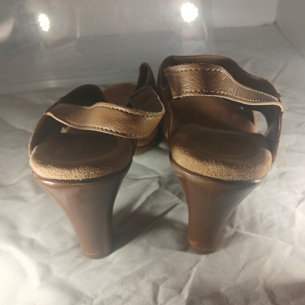 Aerosoles Heel Rest Women's Tan Slingback Wedge Sandals Size 8M‎ - Picture 5 of 9